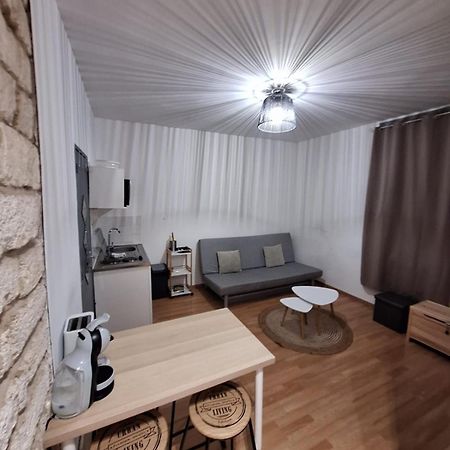 Logement Cosy Pour 4, Wifi, Centre Ville Montpellier Esterno foto
